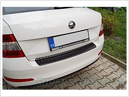 Ochranný kryt zadního nárazníku pro Škoda Octavia III sedan - černý