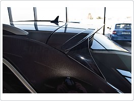 Nástavec střešního spoileru pro Škoda Superb III Combi - černý