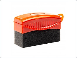 Aplikátor na pneumatiky v plastovém uzavíratelném pouzdře