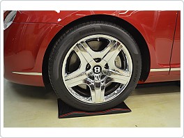 Parkovací podložky pod kola. Profi Autoshoes. 4ks