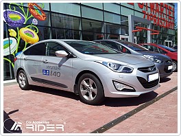 Ochranné boční lišty dveří Hyunday i40 sedan 12R