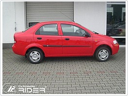 Ochranné boční lišty dveří Chevrolet Aveo sedan 2002-2005