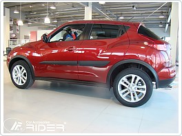 Ochranné boční lišty dveří Nissan Juke 2011-