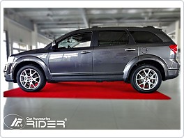 Ochranné lišty dveří  Fiat Freemont 2011-