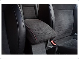 Škoda Octavia 3 potah loketní opěrky z pravé ALCANTARY, PERFO / RED