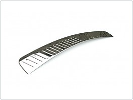 Chromový, nerezový ochranný práh zadního nárazníku VW Passat model combi, 1996-2005