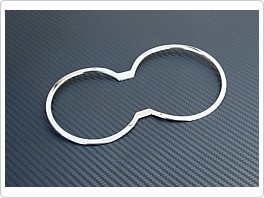 Chromový, nerezový rámeček nápojového boxu Hyundai ix35, do roku 2013