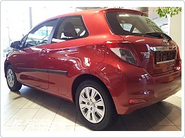 Ochranné boční lišty dveří Toyota Yaris 3Dveř. 2011-2013