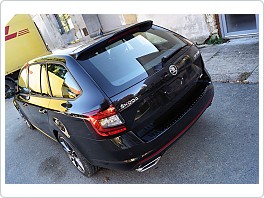 Škoda Octavia III Combi RS Facelift 2017+ - ochranný panel zadního nárazníku - GLOSSY BLACK