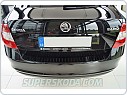 Ochranný kryt zadního nárazníku pro Škoda Rapid sedan - černý lesklý