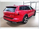Zesílená ochranná lišta hrany kufru Volvo V60 2018- (rýhovaný hliník, černá)