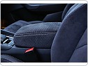 Škoda Kodiaq - potah loketní opěrky z perforované ALACANTARY - WHITE