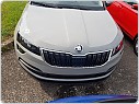 Škoda Karoq - mračítka SPORTIVE v originál Škoda barvě STEEL GREY (F7A)